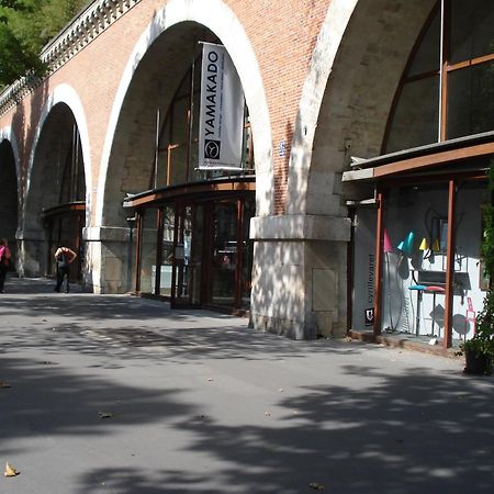 ホテル デ ランス パリ エクステリア 写真